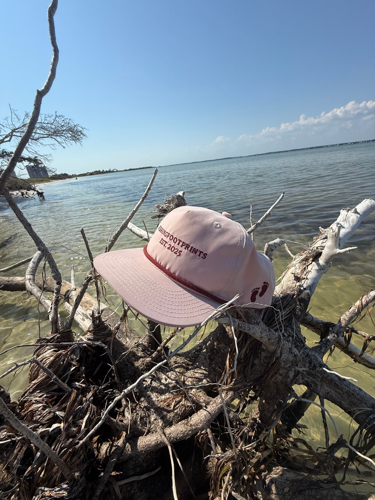 PEACH/MAROON ROPE FLATBILL